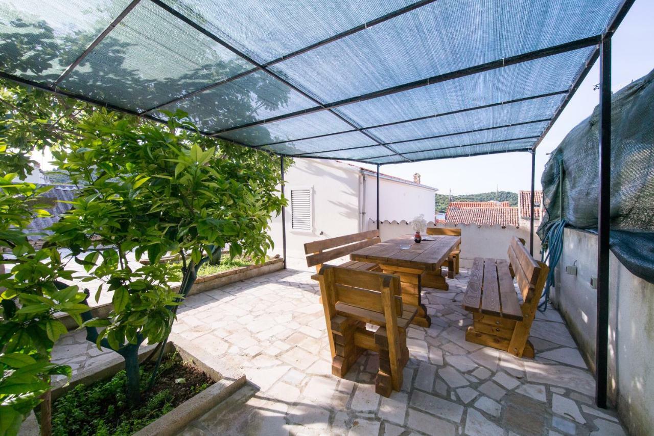 Strma Apartments Vis Zewnętrze zdjęcie